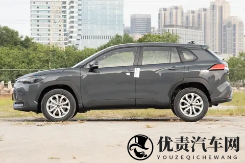 15万级省油王！锋兰达混动配置拉满，开5年省出一台 iPhone-3