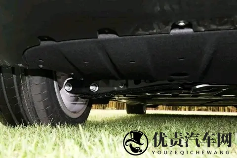 3799万的岚图泰山,到底能不能撼动百万级豪车的地位?-1