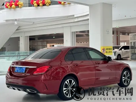 十年老友价，圆你奔驰梦——二手2017款C200运动版-1