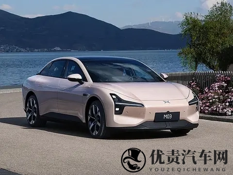 10万级纯电车对决！零跑B01能否赢过小鹏MONA M03、秦 L EV？-1