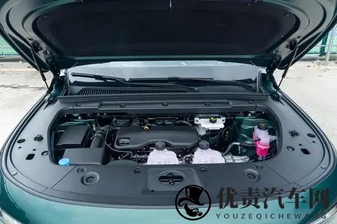 零跑C10：15万级家用SUV的务实之选-3