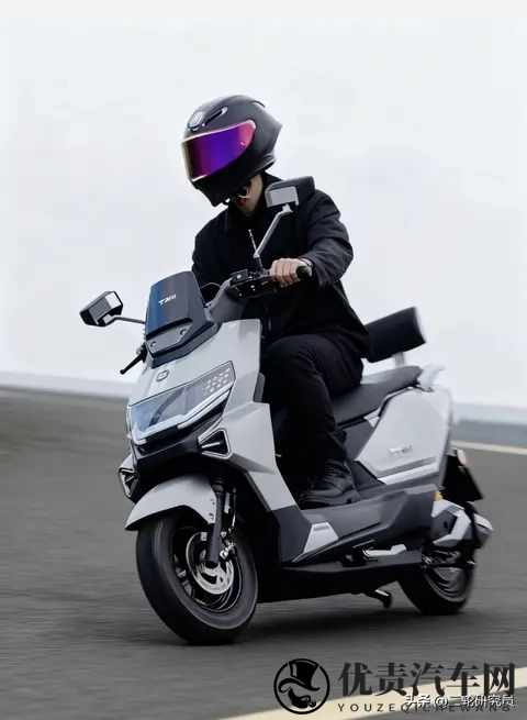 130km续航vs52km时速，绿驹曜影和普通踏板车谁更香？-1