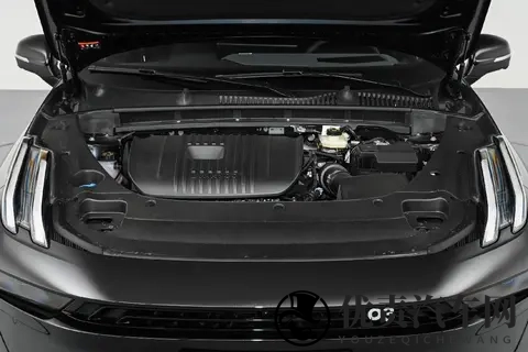 26款领克03，轴距2米73空间大，20T+8AT，154寸大屏，14扬声器-2