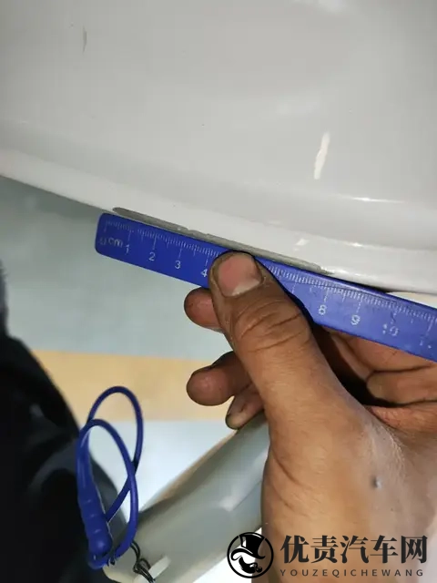 3098万起售、1602km续航，小鹏X9超级增程上市-1