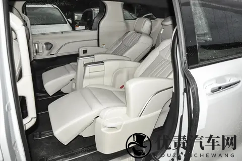 2026款丰田赛那购车手册：满足家庭所需-2