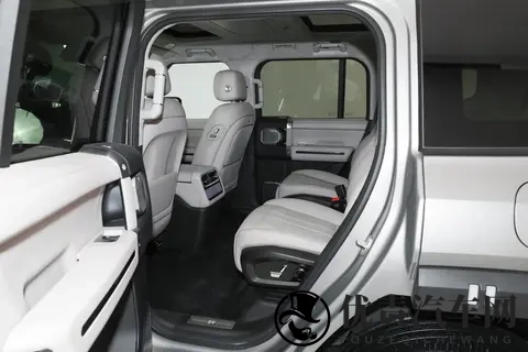 纵横G700 2025款 20TD 享境版 6座车型的体验如何?-3