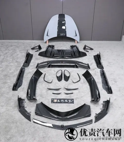 迈凯伦GT改装CSS干碳纤维包围前唇侧裙后唇尾翼机盖风口-2