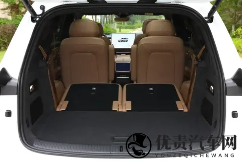 纯电大三排SUV新选择：乐道L90如何破解家庭出行难题？-2