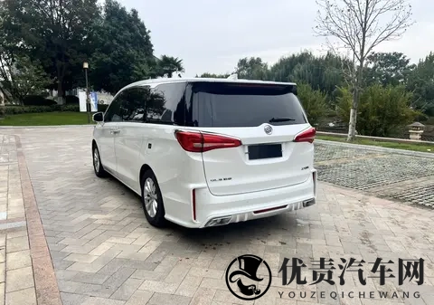 13万公里值不值？13万拿下18年别克GL8，家用商务都合适-2