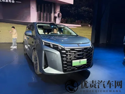 【网通社快报】明年起新能源车购置税减半，年底购车热潮提前到来-1