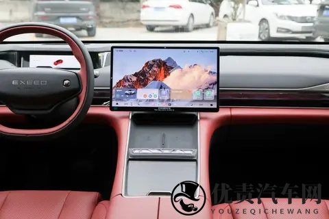 星纪元ES:空间大、动力足,家用出行选它挺合适,可以看看-1