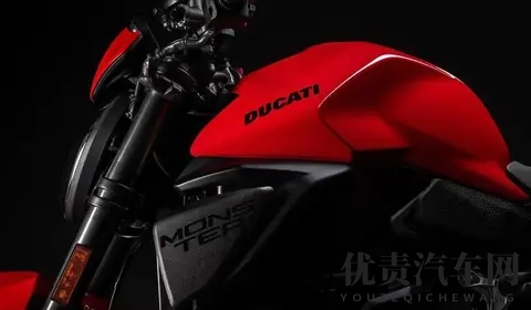 换发动机能不能拯救了杜卡迪Monster系列？2026  V2 890怪兽米兰亮相-3