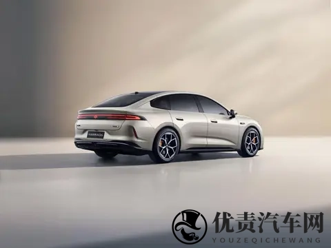 四座通风加热按摩,带激光雷达,29米轴距,新车上市,11万入手-2