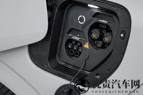 30万级中大型SUV，增程动力+空气悬架，星纪元ET值得选吗？-3