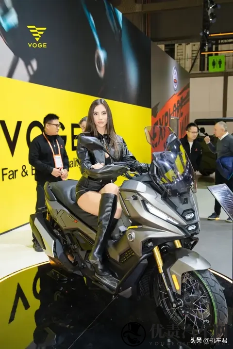 VOGE无极发布两款全新踏板，双杠450ADV踏板，单缸160通勤踏板-1