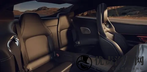 传统豪车迎来王炸!三款新车同日上市 有一款零百加速仅32秒-2