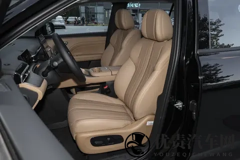 试驾AION i60增程版：55L油耗+40dB静音，香！-1