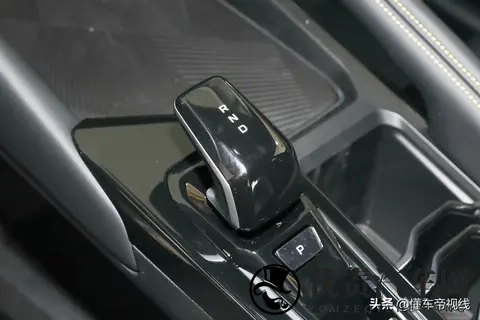 新车｜竞争传祺GS3_搭15T动力，吉利缤越L Battle版11月15日上市-1