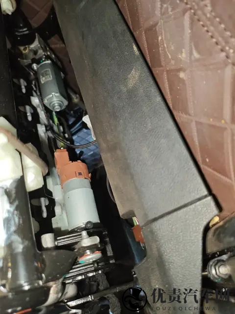 23万多拿下准新宝马5系，2022款525Li，体验豪华驾驭！-1