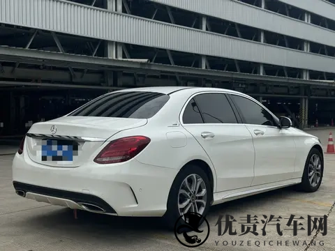 10万多拿下白色奔驰C级，圆你一个奔驰梦？-2