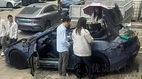 中国人的敞篷车终于来了 从腾势Z看国产车敢不敢跟世界比一比-1