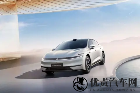 1099万起的长安启源A06值得入手么？这些优缺点你需要知道-3