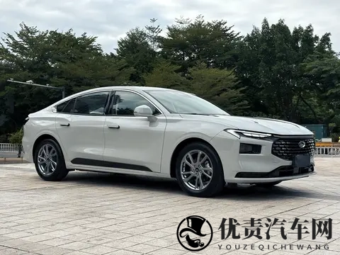 12万不到拿下准新一手福特蒙迪欧，家用代步好选择-1