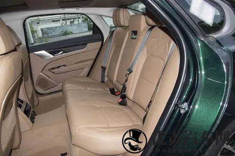 捷豹XFL 2025款双车型解析-3