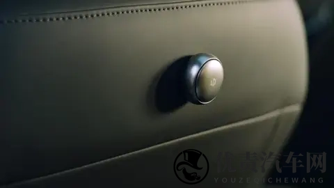 别再妥协!10 万级的零跑 Lafa5，年轻人想要的我全都有-1