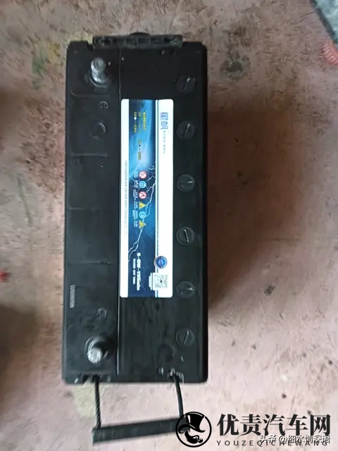 电瓶亏电，先另急着换新的，省钱自救指南-1