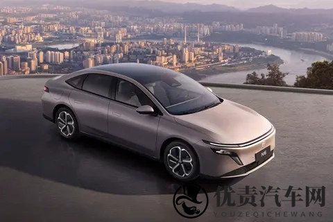 日产N6插混轿车内饰曝光:纯电跑150km 对标秦PLUS 11月13日预售-2