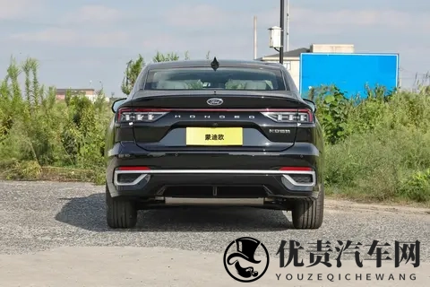 蒙迪欧20T豪华型：预算15万左右，想买合资B级车，家用如何？-1