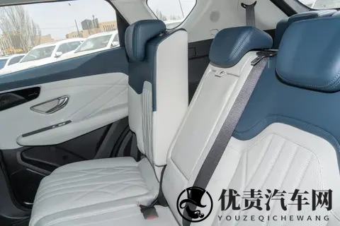 15万级七座SUV热销背后，它究竟有什么魔力？-1