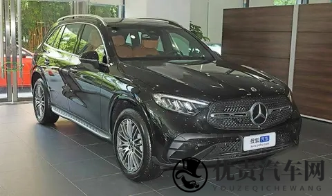 奔驰GLC长轴版悄然换新，智能配置成最大亮点 消费者纠结选哪款？-2