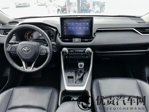 11万多买丰田RAV4荣放,家用代步靠谱之选-2