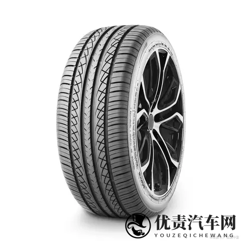 汽车轮胎分内侧和外侧？装反了隐患大！老司机教你3秒分辨-1