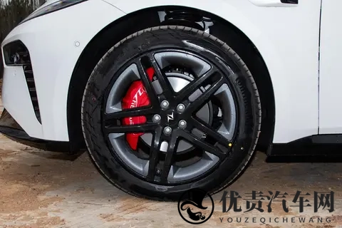 东风奕派eπ007+预售1499万起,全系标配8295P芯片与激光雷达-3