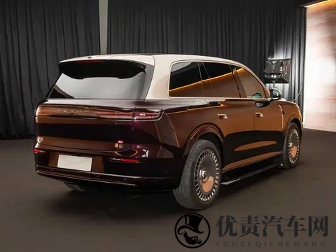 国产车敢叫板库里南，价格却砍半，这波操作真敢想-2