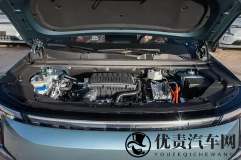 捷途山海L7 PLUS：插混SUV新标杆，家用旅行露营神器-2