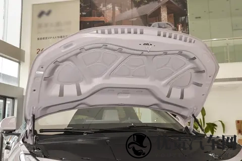 埃安i60上市，意在打造“国民刚需大5座SUV”？-1