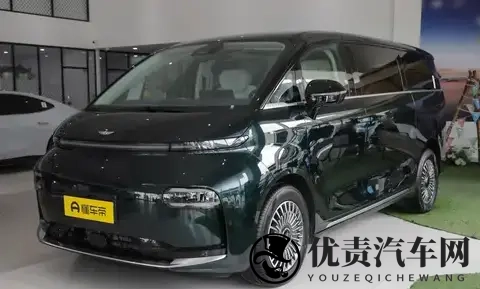 新款小鹏X9纯电版申报图曝光,外观调整或搭载三颗图灵芯片-2