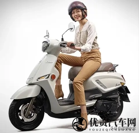 国内摩友馋哭！铃木Saluto125意式复古颜值太绝，配置香到跺脚！-3