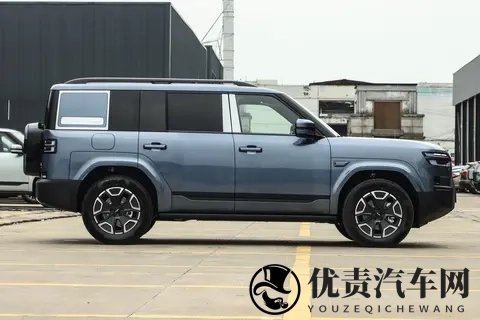 指导价1798万起，搭载新一代DM技术+云辇-C，方程豹钛7购车手册-2