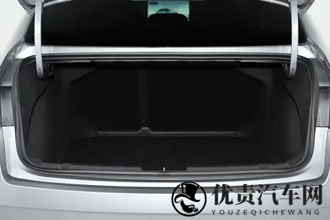 星瑞全新东方曜:10万级家轿,销量67万,凭啥这么火?看完就明白-3