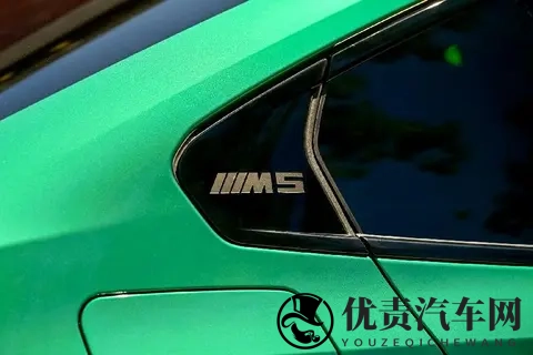 V8双涡轮增压+插电,强大的背后是坚持还是妥协?试驾BMW M5!-2