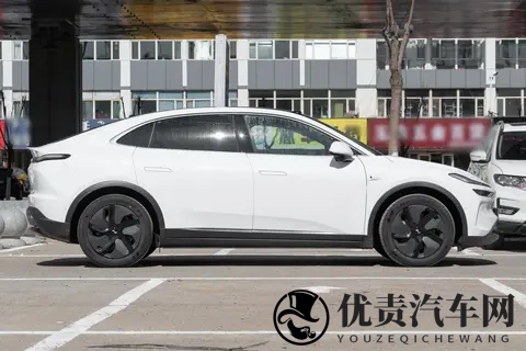 740km 续航 + 3 分 20 秒换电！乐道 L60，家庭出行告别续航焦虑-3