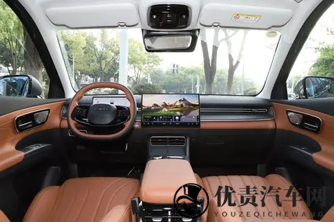 全新奇瑞瑞虎8上市，全系配16T+7速湿式双离合，限时929万起售-1