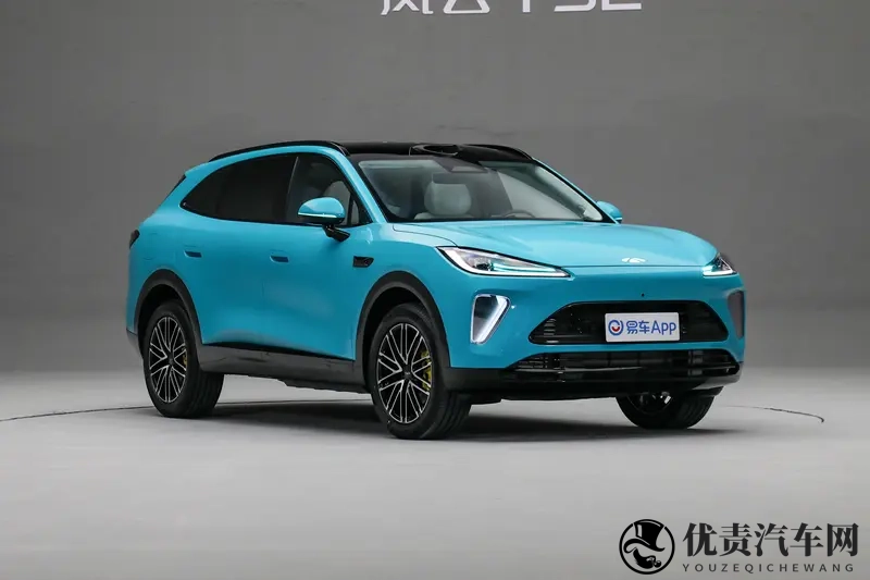 1400km续航+135L油耗!奇瑞风云T9L首发-1