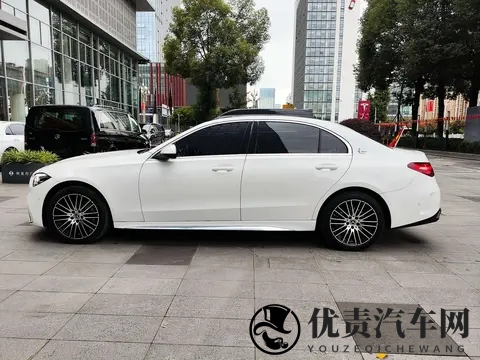 22年奔驰C级，5万公里，优雅之选，20万出头体验豪华！-3