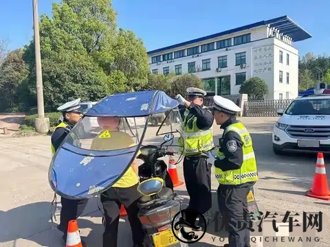 电动车交规： 电动车上路要持有“2牌3证”，还要满足“3个条件”-3